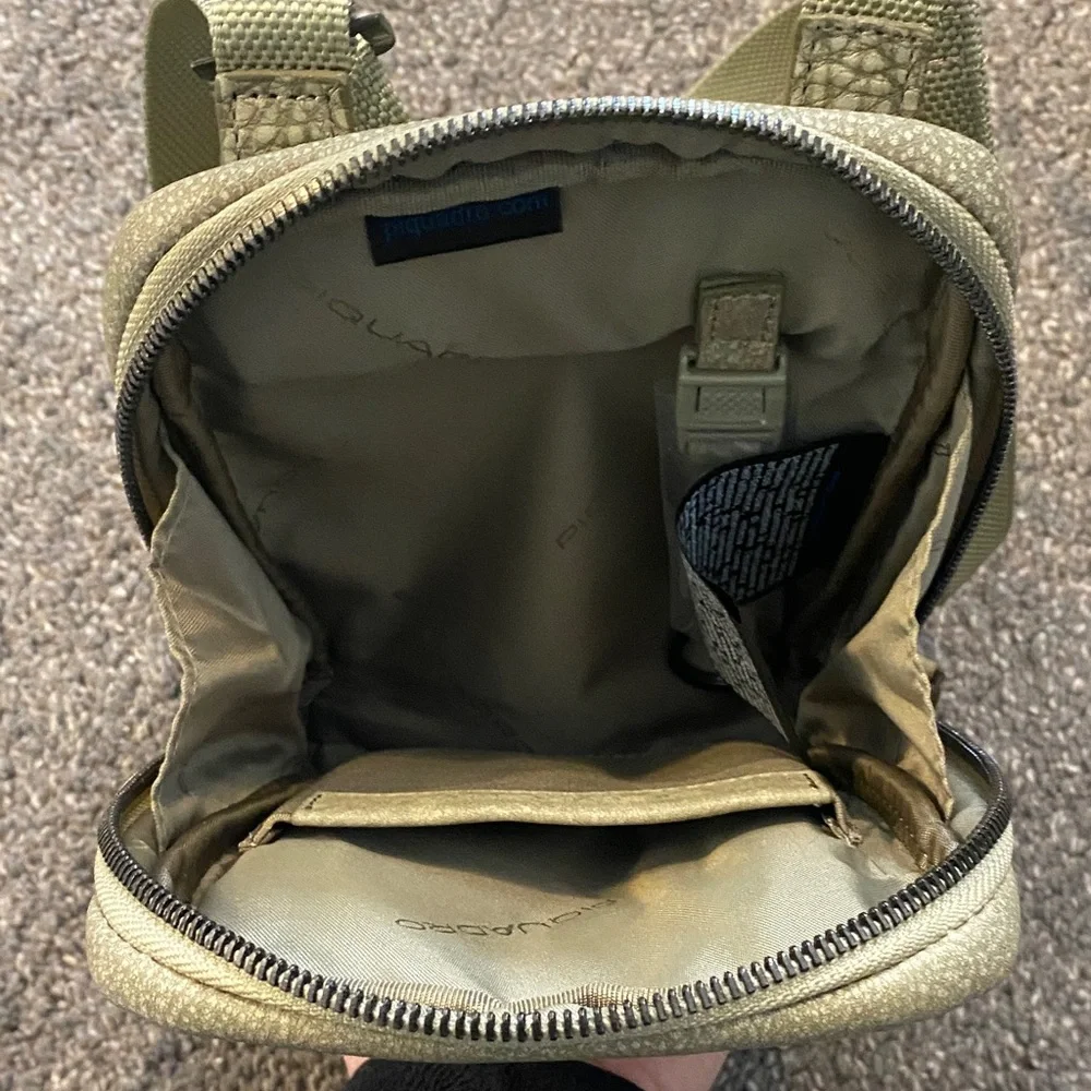 Piquadro Olive Green Crossbody Bag - Picture 7 of 13